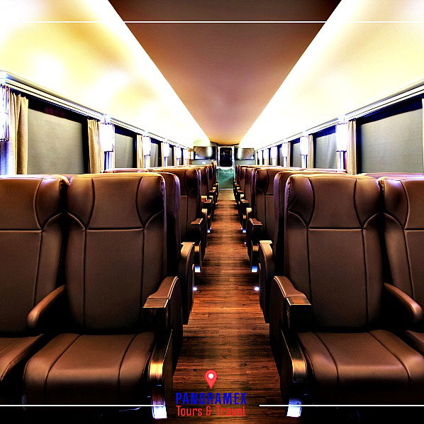 Tequila Herradura Express Train in Club Car - Guadalajara Tours